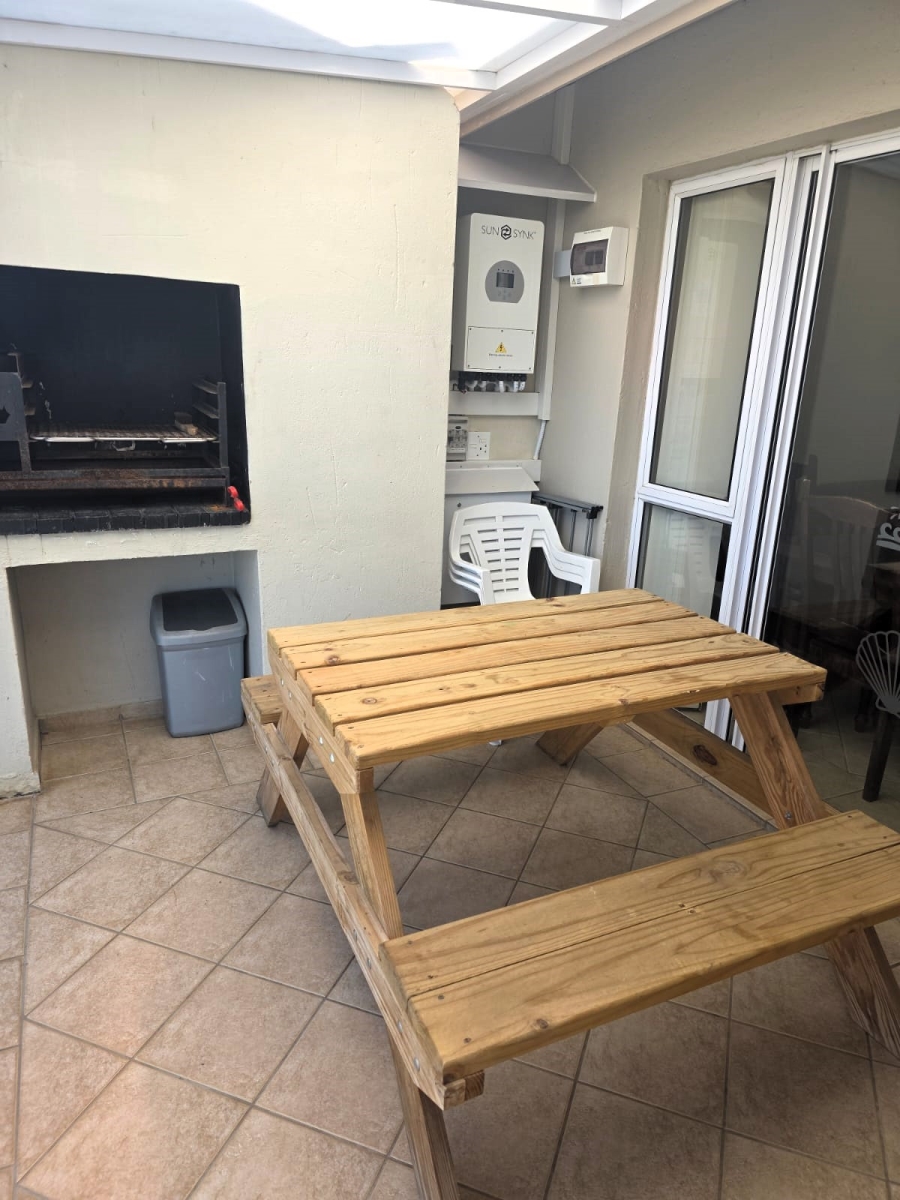 2 Bedroom Property for Sale in Jeffreys Bay Central Eastern Cape